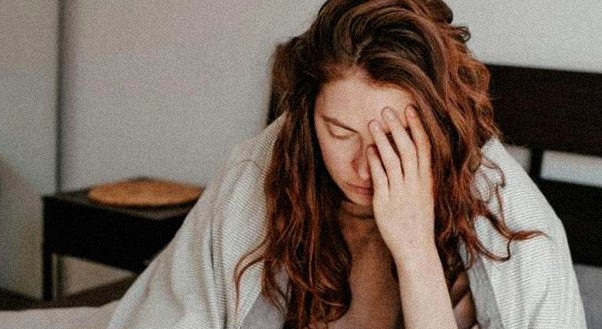 Jarná únava a bolesť hlavy: Ako rozlíšiť migrénu a kedy navštíviť experta
